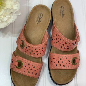 Clarks Bendables Wedge Coral Sandals Sz 11